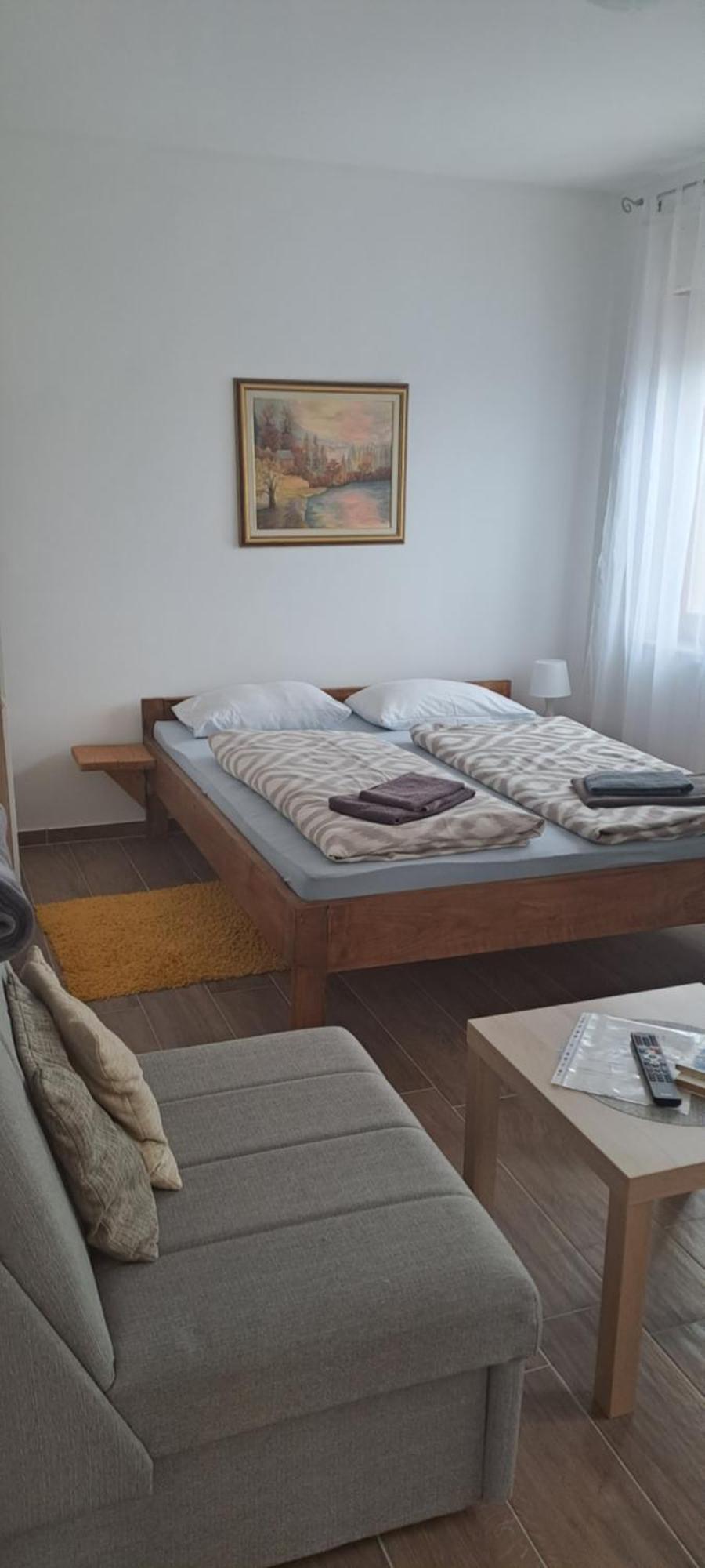 Sara1 Lägenhet Slavonski Brod Exteriör bild